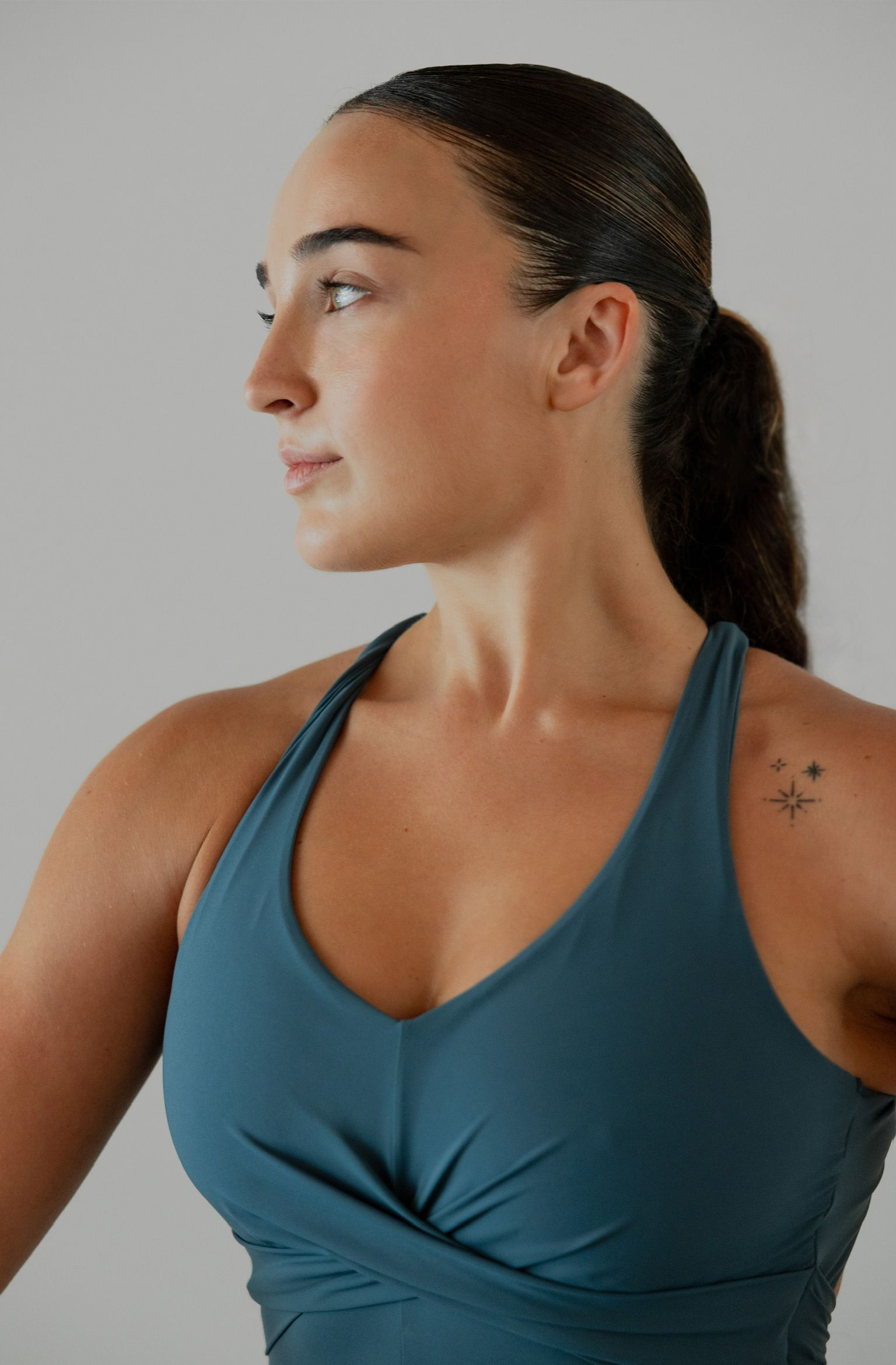 Sesión de yoga en Monfit Studio Madrid